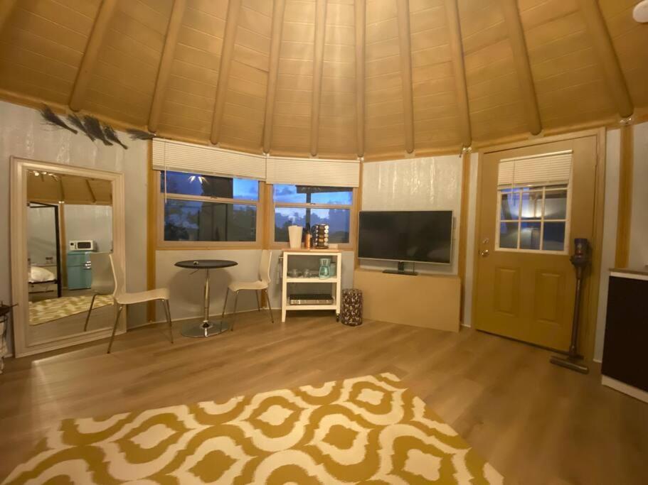 Glamping-Sky Dome Yurt-Tiny House-2 By Lavenders Field Villa Valley Center Eksteriør bilde